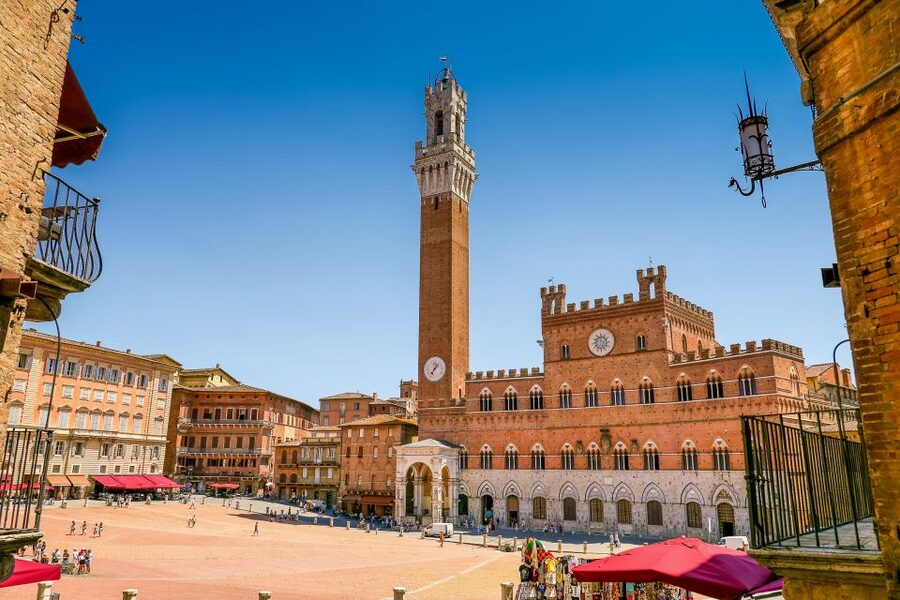 Florence: Siena San Gimignano Private Day Tour by Deluxe Car - Monteriggioni, a fortress town in miniature