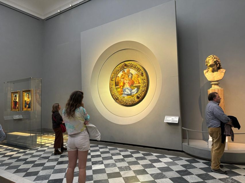 Florence: Uffizi Gallery Reserved-Entry VIP Tour - Caravaggio’s Medusa and what the tour does not cover
