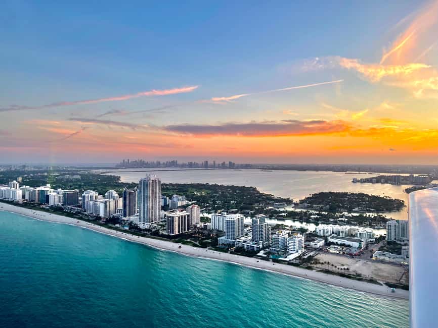 Fort Lauderdale & Miami: Private Luxury Airplane Tour - Sunny Isles Beach and Miami Beach from above