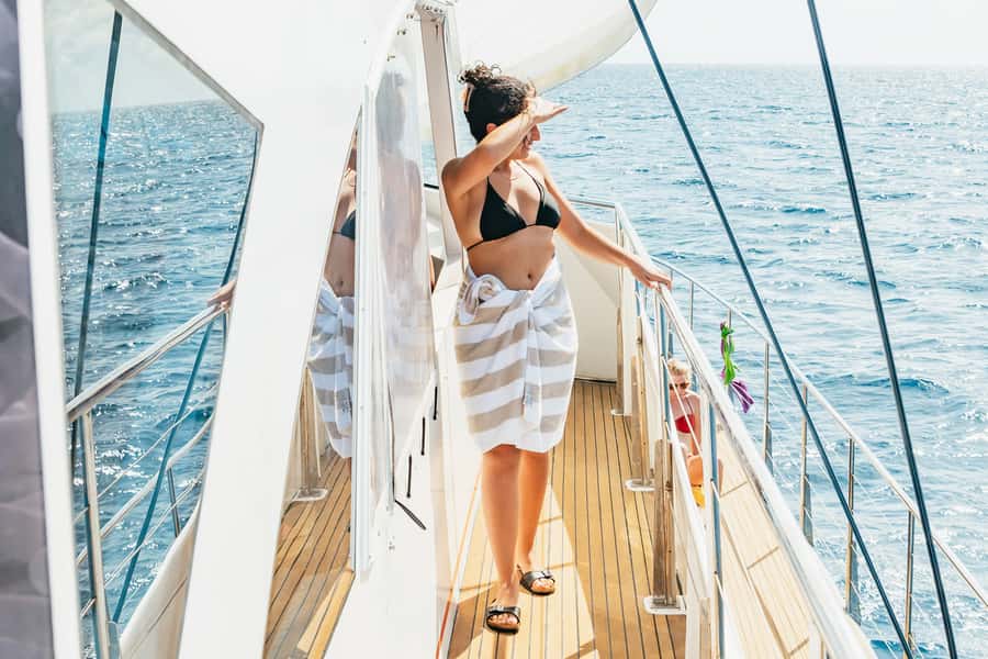 From Cairns: Great Barrier Reef Cruise by Premium Catamaran - Lunch brings a welcome break