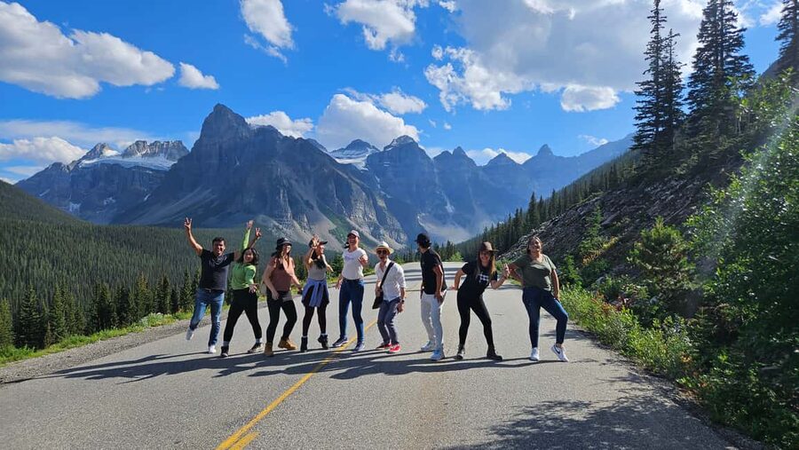 From Calgary/Canmore: Banff National Park Premium Day Trip - Moraine Lake: beautiful, but not guaranteed