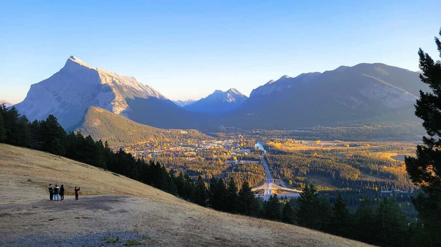 From Calgary/Canmore: Banff National Park Premium Day Trip - What the $70 price includes