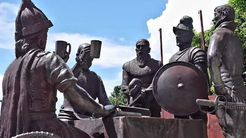 From Cebu: Bohol Countryside & Buffet Lunch Exclusive Tour - Mirror of the World and a playful final stop