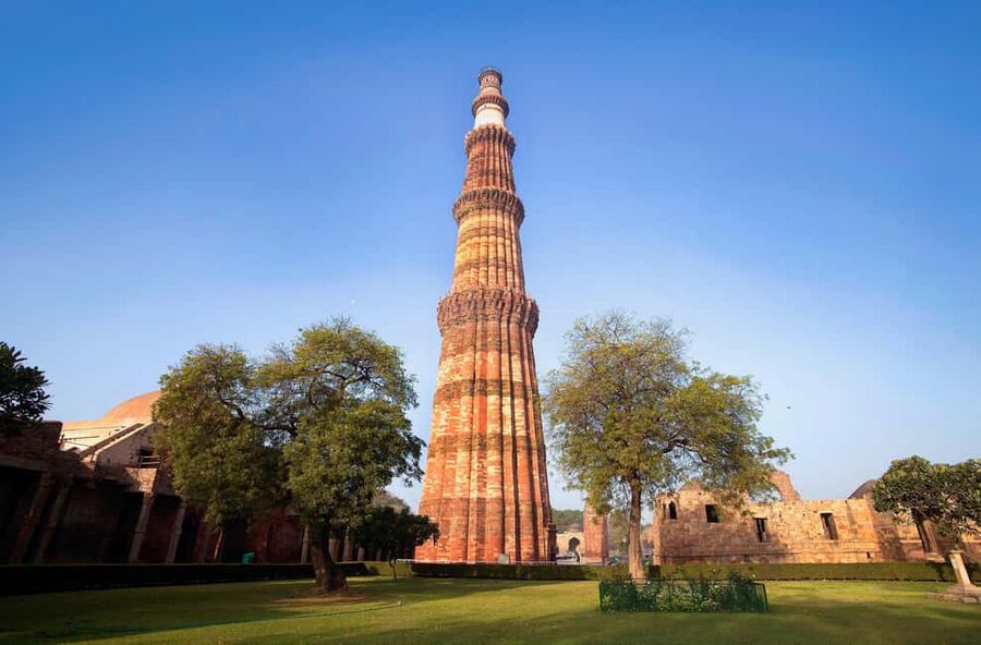 From Delhi: Private 4-Day Golden Triangle Luxury Tour - Guides, languages, and personal service