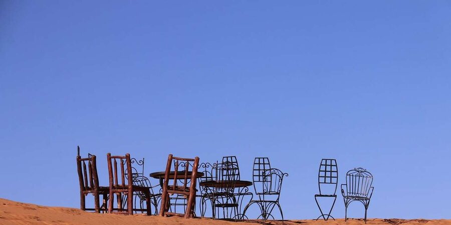 From Fes: 2-Day Merzouga Desert Trip(Luxury Tent & Dinner) - Sunrise, breakfast, and the return to Fes