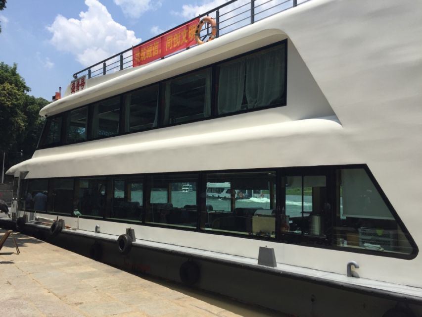 From Guilin: 4 Star Luxury Li River Cruise with Buffet Lunch - Why the Li River is best seen from a boat