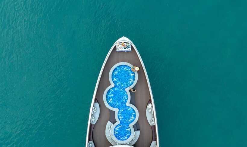 From Ha Long: Luxury Symphony Day Cruise with 2 Jacuzzi Pool - 14:45 at Titov Island, swim or climb