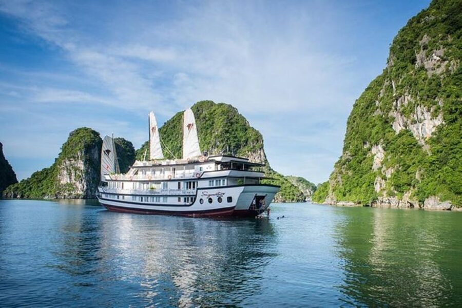 From Hanoi: 2-Day Bai Tu Long Bay Luxury Cruise with Jacuzzi - Getting from Hanoi to the wharf