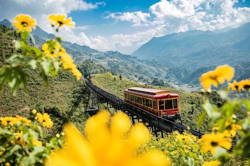 From Hanoi: 2-Day Luxury Sapa Trekking Tour with Homestay - Key points to know before booking