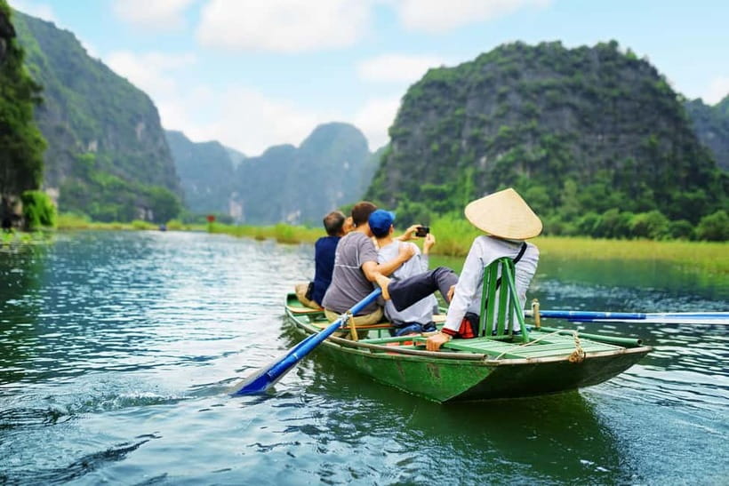 From Hanoi: 3-Day Luxury Tour Ninh Binh & Ha Long Bay Cruise - Why this route works in three days