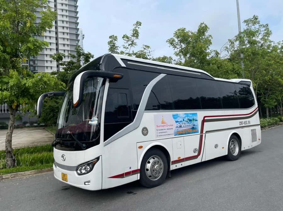 From Hanoi: Ha Long Bay Luxury Day Cruise with Food & Kayak - What to pack for this particular cruise