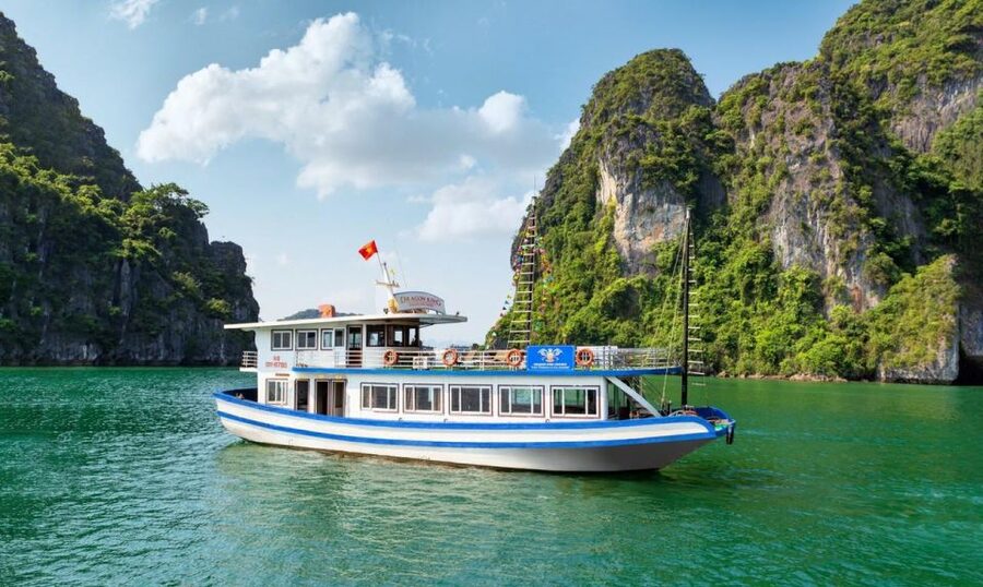 From Hanoi: Halong Bay Deluxe Cruise Day Trip - Key points to know before booking