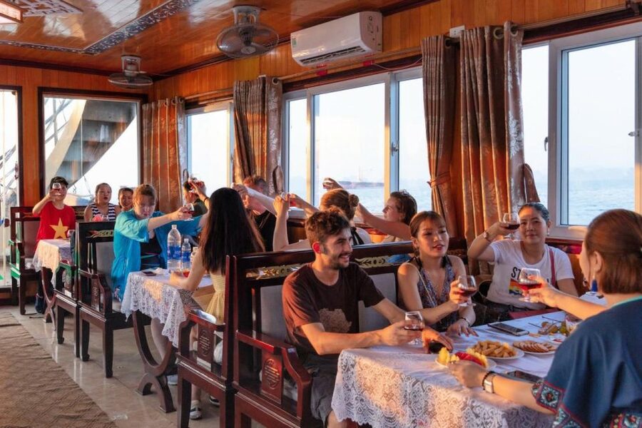 From Hanoi: Halong Bay Deluxe Cruise Day Trip - Sunset on the return cruise