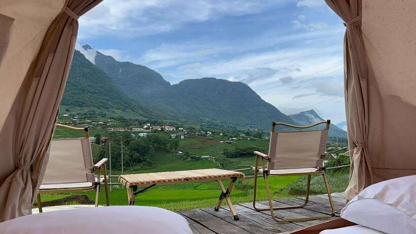 From Hanoi: Premium 2-Day Sapa Adventure with DCAR Limousine - Day two for homestay bookings: Giang Ta Chai and the Red Dao