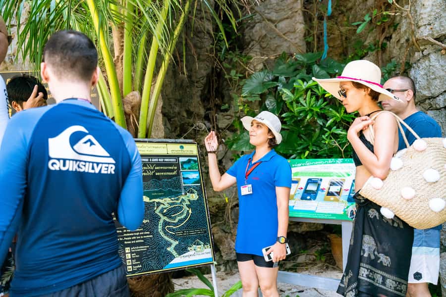 From Koh Samui: Ang Thong Marine Park VIP Small-Group Tour - Cruising among Ang Thong’s 42 islands