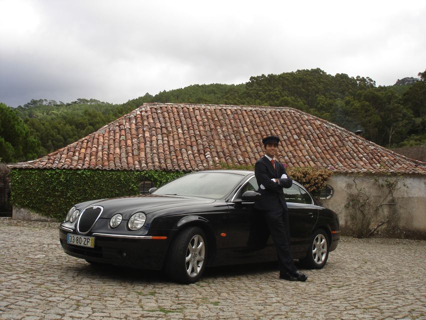 From Lisbon: Full-Day Sintra Tour by Luxury Car or Minivan - Sintra National Palace and the town’s sweet stop