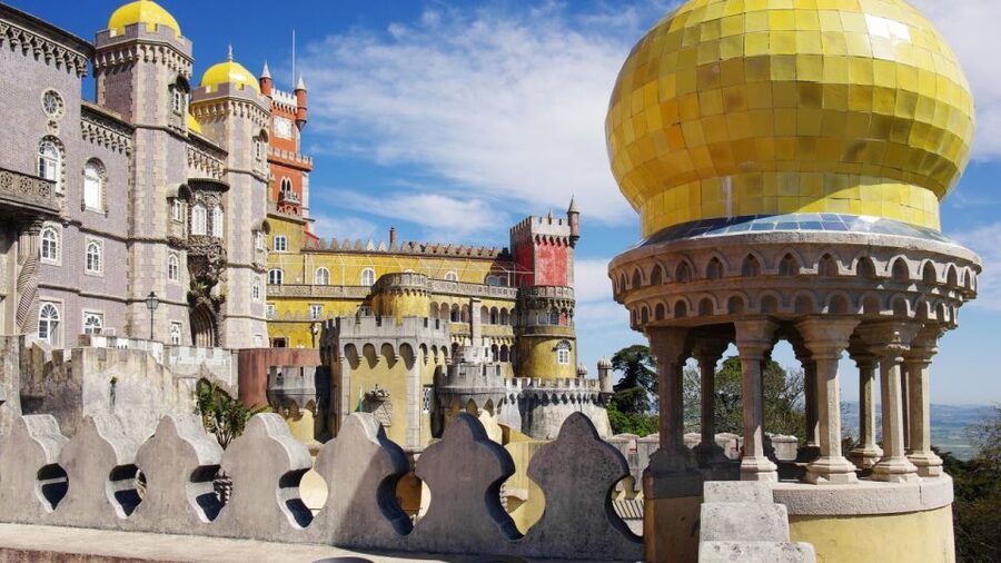 From Lisbon: Sintra and Cascais Deluxe Full-day Private Tour - Sintra village and the pastry worth trying