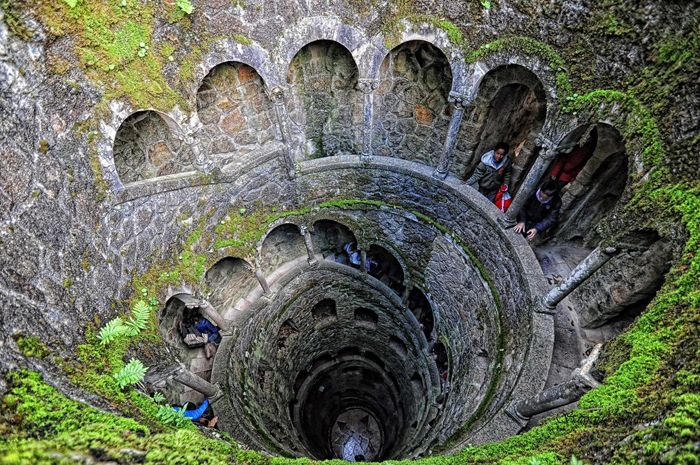 From Lisbon: Sintra and Cascais Deluxe Full-day Private Tour - Pena Palace: a colorful start on the hill