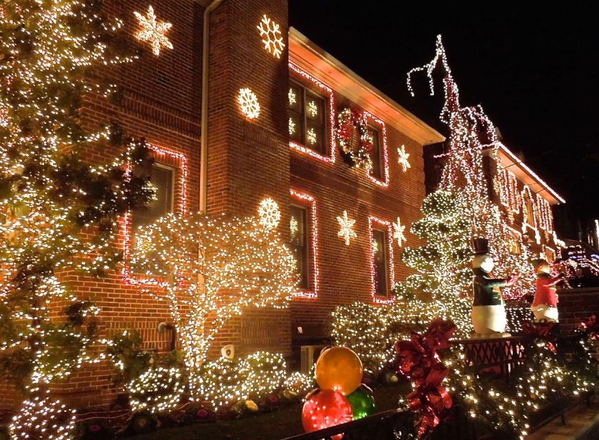 From Manhattan: 4-Hour Christmas Lights Luxury Bus Tour - Why Dyker Heights is worth the ride from Manhattan