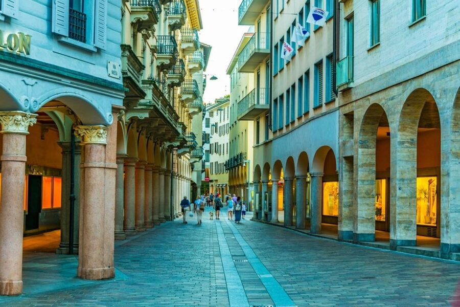 From Milan: Como, Lugano and Bellagio Exclusive Boat Cruise - Who should book this day trip?