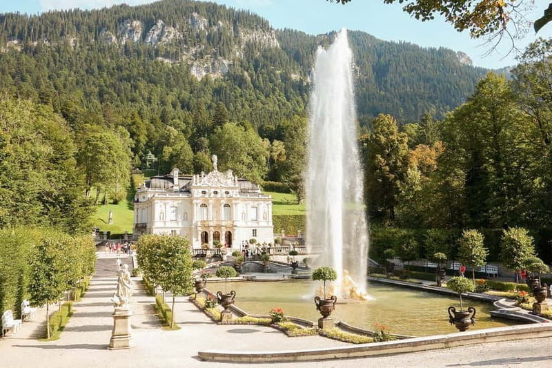 From Munich: Premium Neuschwanstein Castle & Linderhof Tour - Marienbrücke and the famous castle view