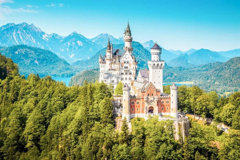 From Munich: Premium Neuschwanstein Castle & Linderhof Tour - The morning ride from Munich into Bavaria