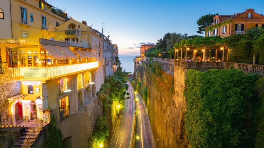From Naples: Exclusive Tour of Amalfi Coast - The Positano viewpoint and the value of a short stop
