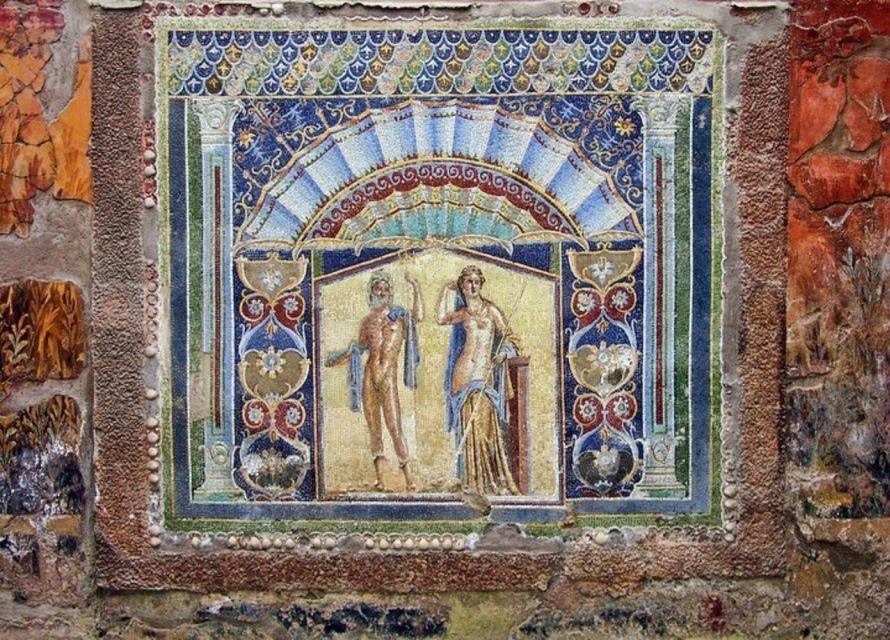 From Naples: Pompeii and Herculaneum VIP Tour with Lunch - Why seeing both sites makes sense