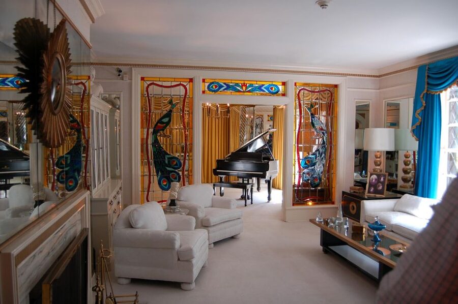 From Nashville: Memphis Tour with Graceland VIP Access - Key points at a glance