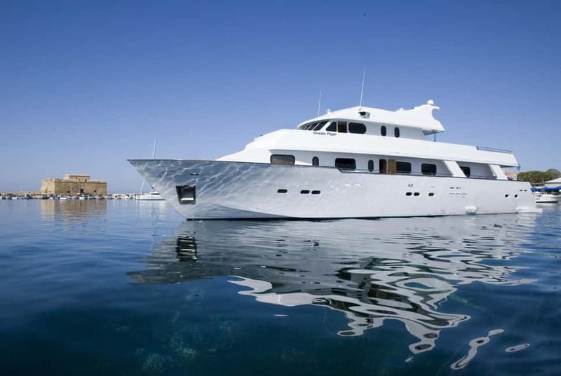 From Pafos: Ocean Flyer VIP Cruise - Adults Only - Who will enjoy this cruise most