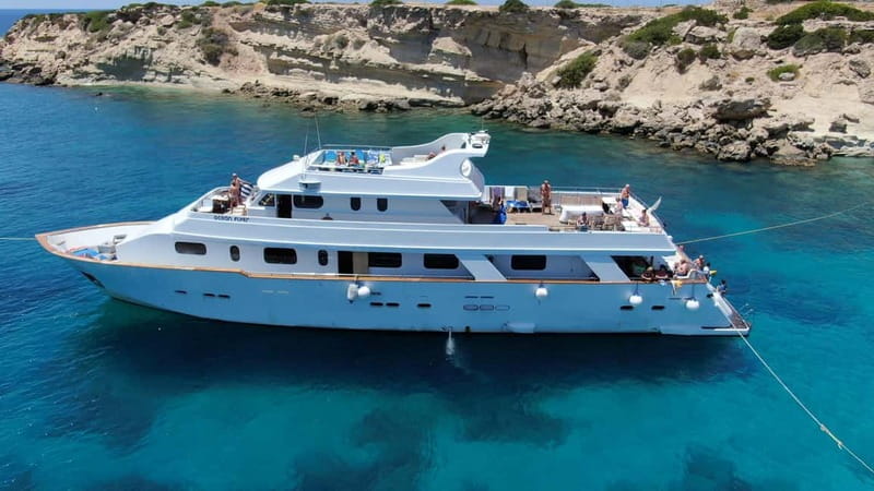 From Pafos: Ocean Flyer VIP Cruise - Adults Only - The Ocean Flyer’s spacious VIP setup