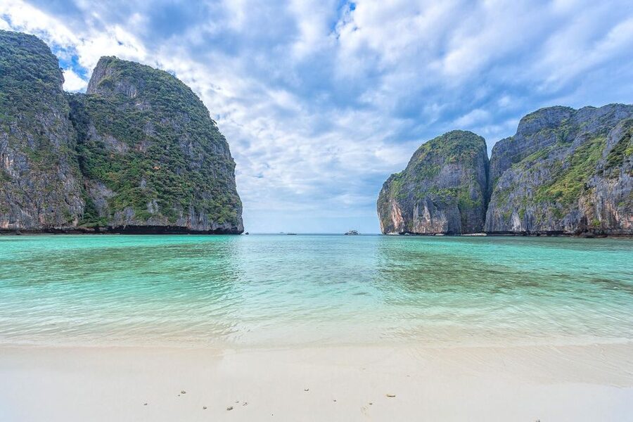 From Phuket: Phi Phi, Maya Bay, & Khai Islands Premium Trip - Pileh Lagoon is where the water action happens