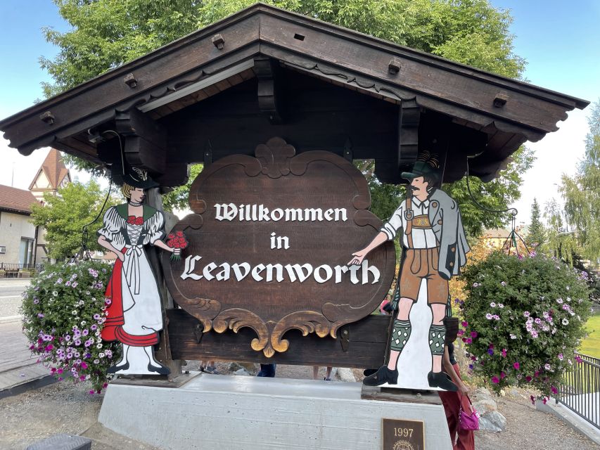 From Seattle/Kirkland/Bellevue: Leavenworth Exclusive Tour - Gold Bar and the Espresso Chalet stop
