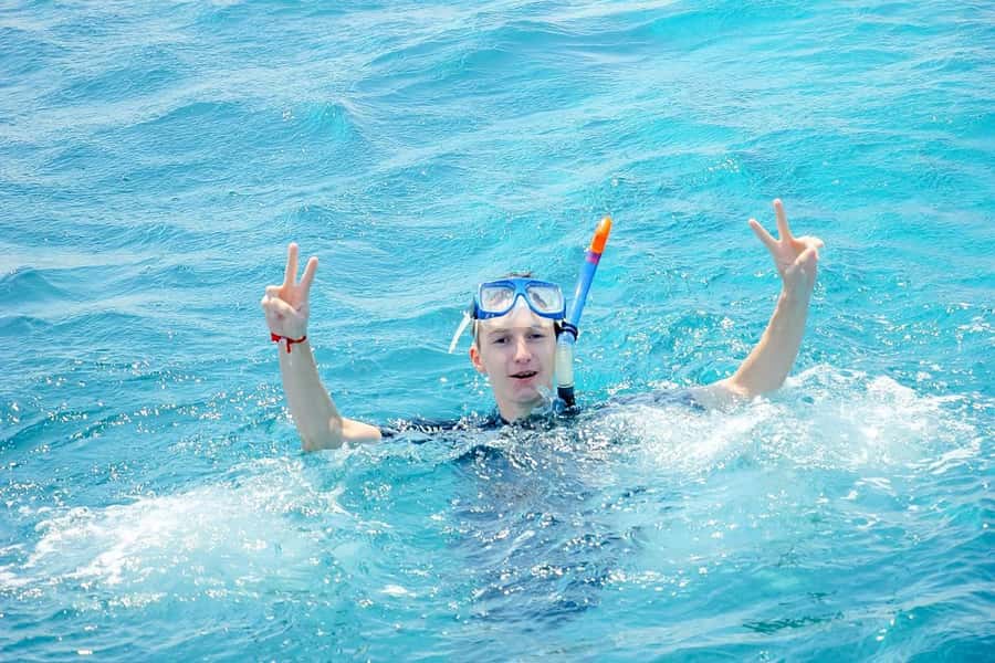 From Sharm: Luxury Diving cruise to Ras Mohammed with Lunch - Returning to Sharm and handling the photo sales