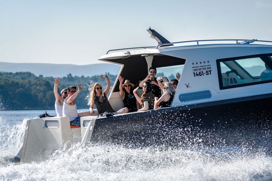 From Split: Blue Cave and Hvar Guided Tour by Luxury Boat - Milna gives you 105 minutes for lunch