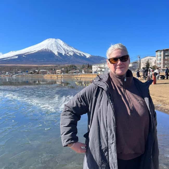 From Tokyo: Mt Fuji Private Day Tour In Luxury Land Cruiser - Hakone Ropeway and the itinerary question
