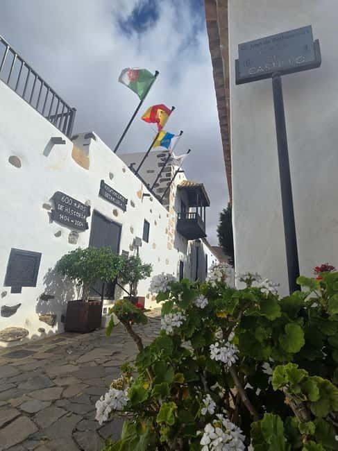 Fuerteventura: Island Highlights and Hotspots Grand VIP Tour - Corralejo Dunes and the northern start