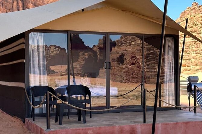 Full-Day Jeep Tour & Sleep in Luxury Tent with private Bathroom - Lunch is simple, filling, and included