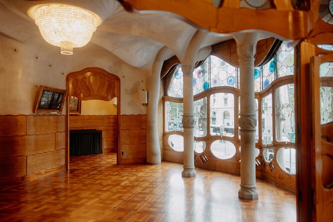 Gaudi Casa Batlló Pre Opening Tour &Skip-the-Line Sagrada Familia - Why the early start makes Casa Batlló better