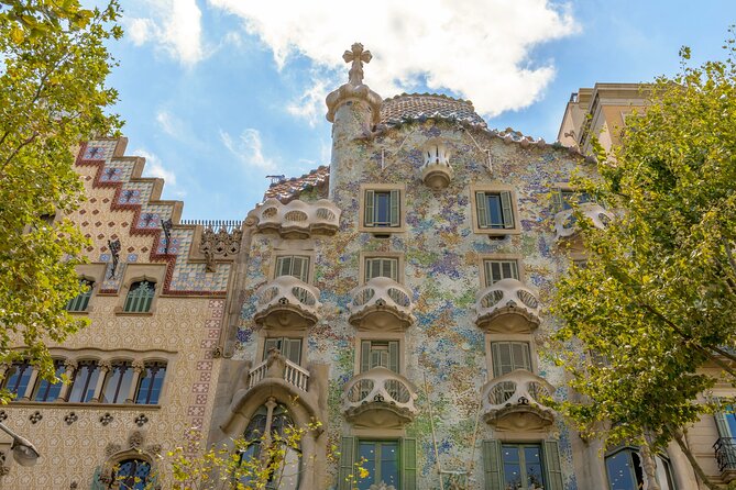 Gaudi Casa Batlló Pre Opening Tour &Skip-the-Line Sagrada Familia - What the $53 price includes