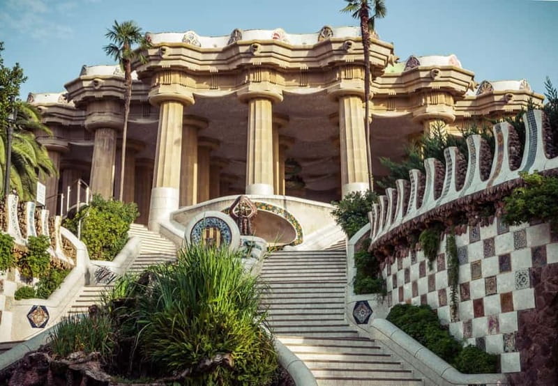 Gaudi's legacy.Exclusive tour to Park Güell & Casa Batlló - The metro ride makes the transfer part of Barcelona