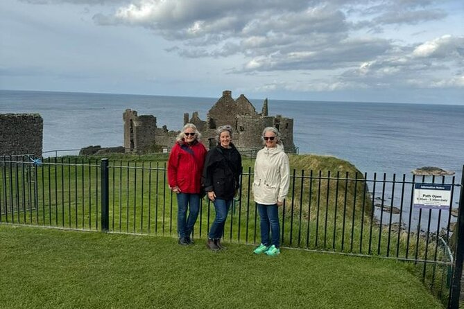Giant’s Causeway, Luxury Private Tour from Belfast, 1-7 people - Bushmills Distillery: finish with Irish whiskey