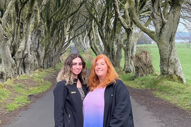 Giants Causeway Tour from Belfast + FREE Belfast Mural Tour - Belfast murals and peace walls