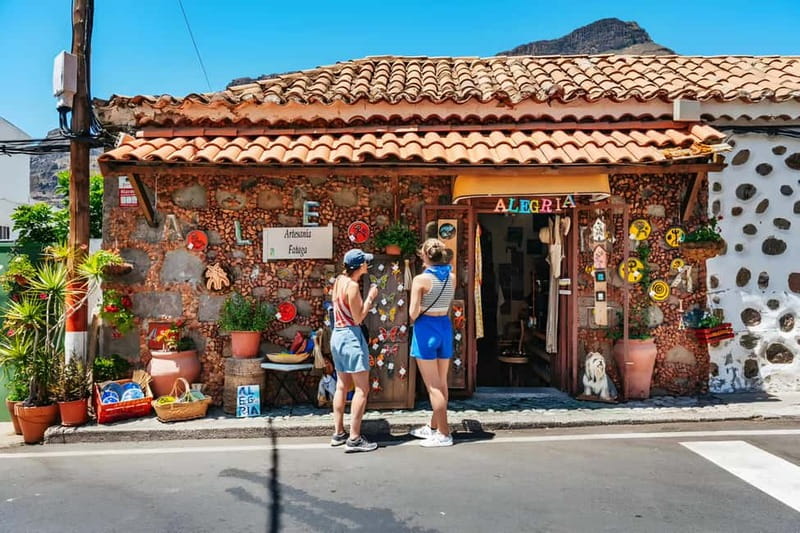 Gran Canaria: Premium Safari 4x4 Tour with Local Guide - Pickup from 18 areas, with one important check