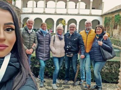 Granada: Full Alhambra Premium Guided Tour with Tickets