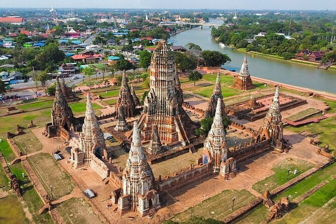 Grand Palace, Temples, and Canal Private Tour [Optional Luxury] - The Bang Luang Canal Community by boat
