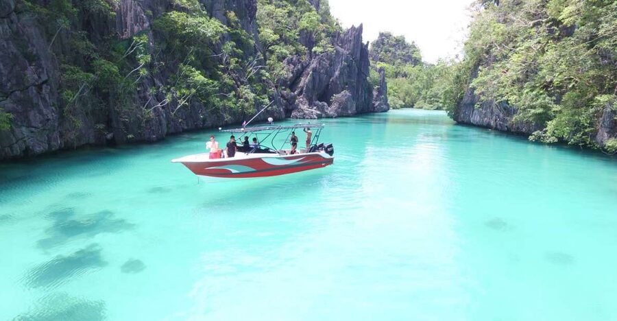 Half-Day Seasation Premium Speedboat Group Island Hopping - Big Lagoon and the Power of the Main Route