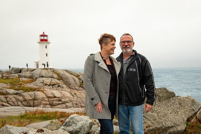 Halifax Premium Tour: Peggy's Cove, Citadel & Titanic Cemetery - Citadel Hill and the noon cannon