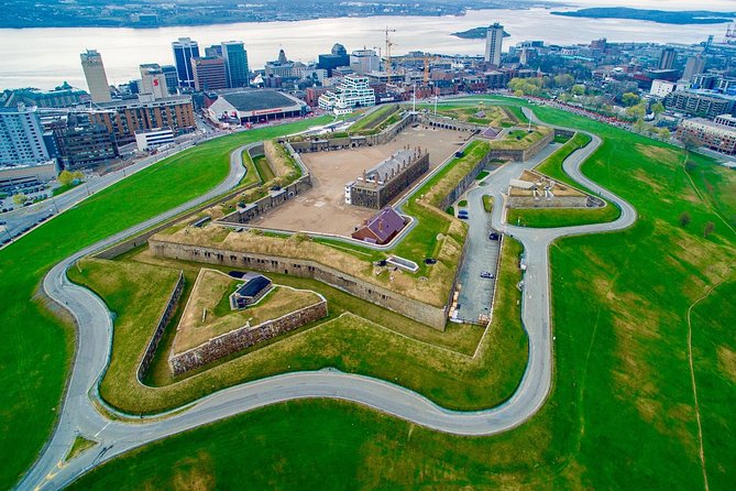 Halifax Premium Tour: Peggy's Cove, Citadel & Titanic Cemetery - Fairview Lawn Cemetery and the Titanic connection