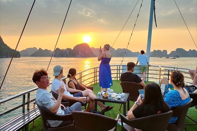 Halong Bay Day Tour 6Hour Deluxe Cruise Limousine Bus Small Group - How good is the guide service?